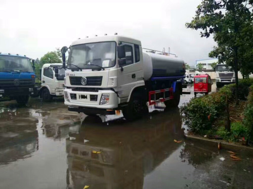 山東灑水車廠家 山東灑水車廠家