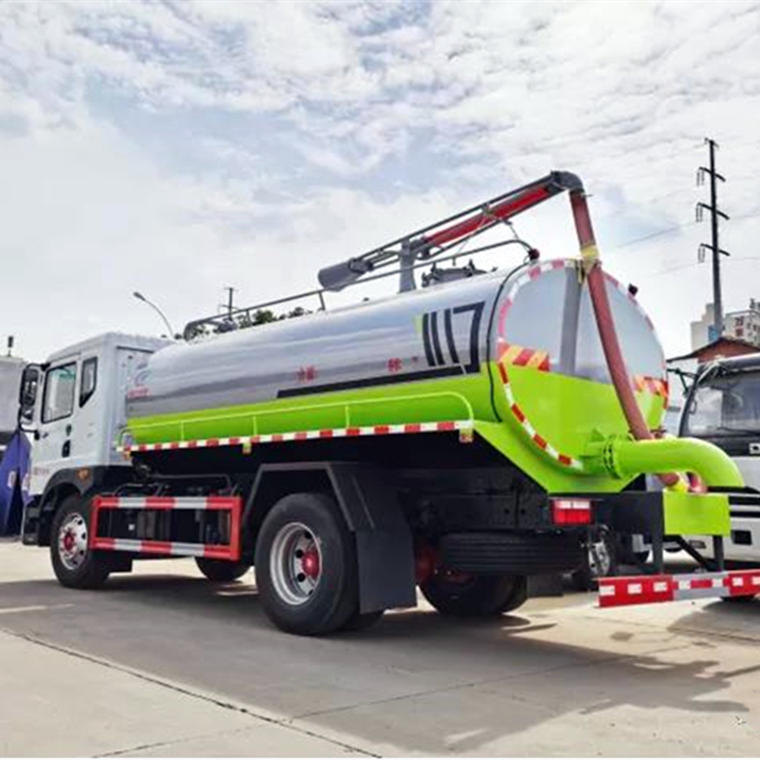 東風吸糞車 東風吸糞車