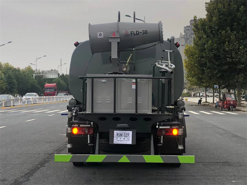 12噸抑塵灑水車(chē) 12噸抑塵灑水車(chē)