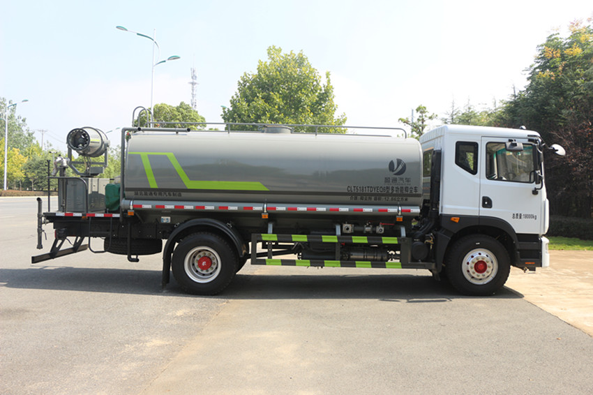 東風(fēng)12噸灑水車 東風(fēng)12噸灑水車